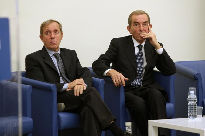 stati generali sport nero  foto mezzelani-pagliaricci gmt571 stati generali sport nero  foto mezzelani-pagliaricci gmt571