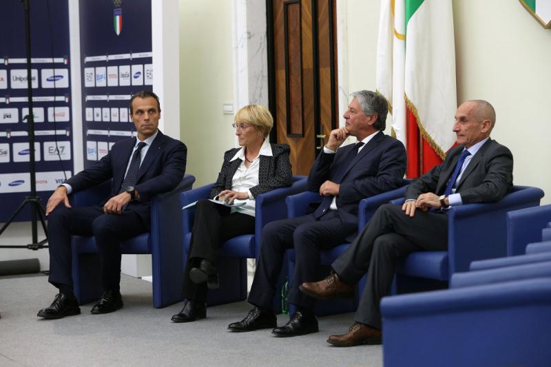 stati generali sport gialli  foto mezzelani-pagliaricci gmt229 stati generali sport gialli  foto mezzelani-pagliaricci gmt229