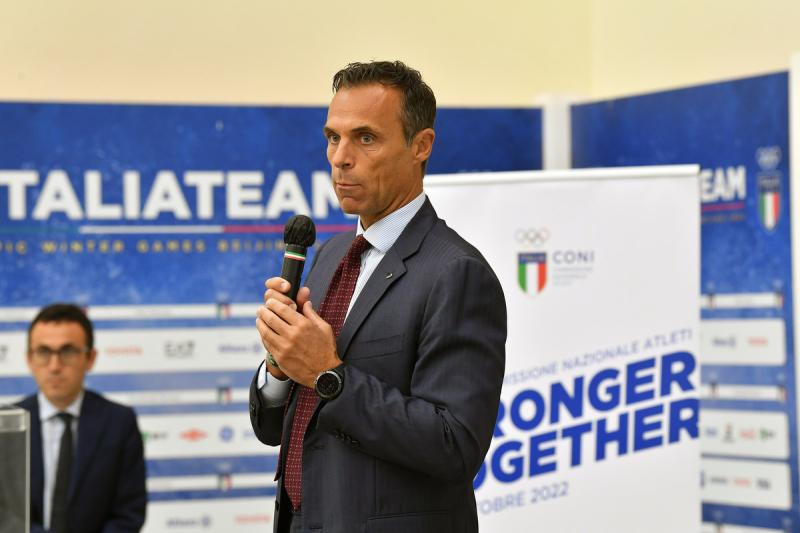 stronger toghether Foto Mezzelani GMT015 stronger toghether Foto Mezzelani GMT015