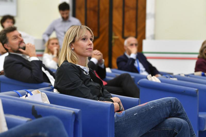 stronger toghether Foto Mezzelani GMT044 stronger toghether Foto Mezzelani GMT044