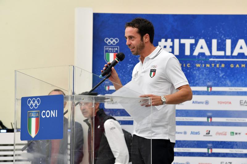 stronger toghether Foto Mezzelani GMT080 stronger toghether Foto Mezzelani GMT080