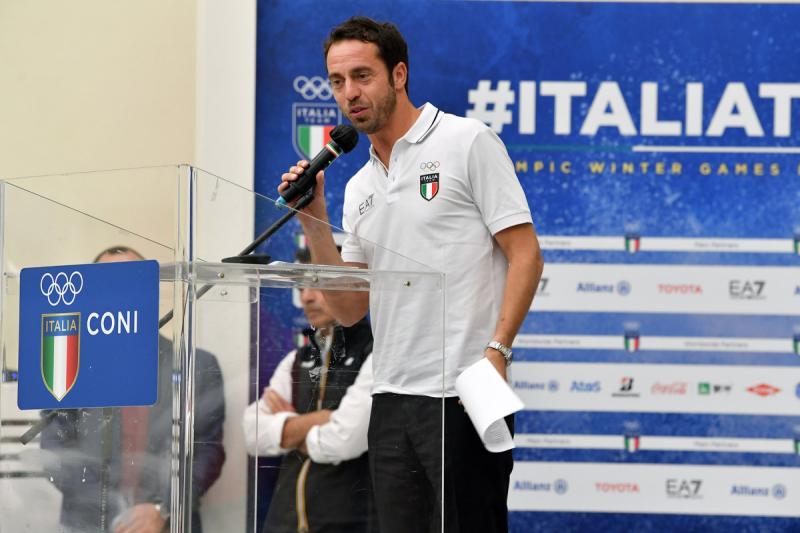 stronger toghether Foto Mezzelani GMT085 stronger toghether Foto Mezzelani GMT085