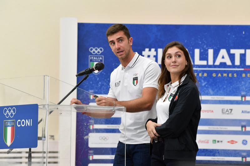 stronger toghether Foto Mezzelani GMT202 stronger toghether Foto Mezzelani GMT202