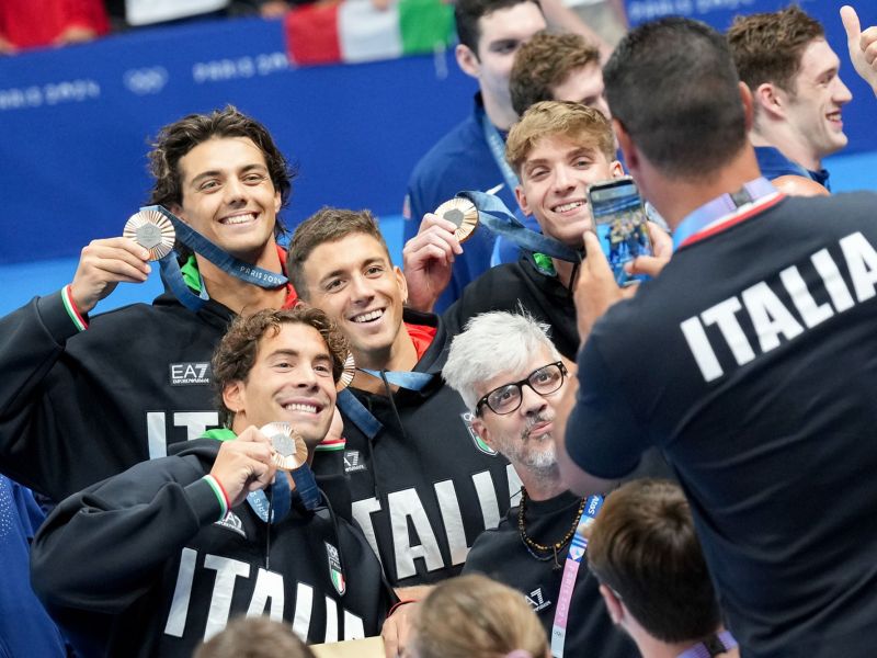 bronzo nuoto staffetta ux100m stile libero sfb03930 copia simone ferraro ph bronzo nuoto staffetta ux100m stile libero sfb03930 copia simone ferraro ph