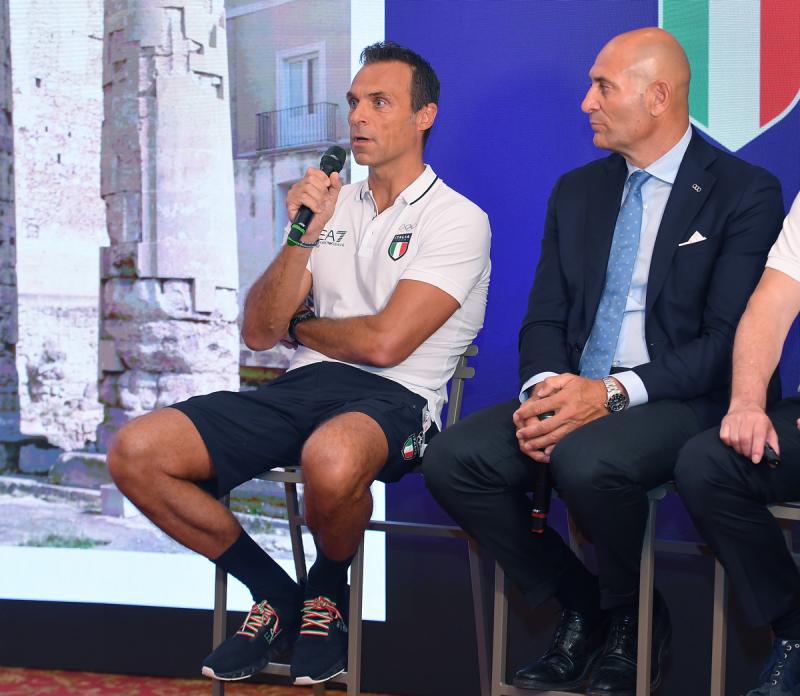 Taranto 26 conferenza foto Simone Ferraro SFA_7647 copia Taranto 26 conferenza foto Simone Ferraro SFA_7647 copia