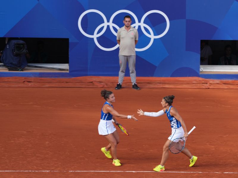 oro tennis doppio errani sara   paolini jasmine ita vs andreeva mirra   shnaider diana ain sfb02926 simone ferraro ph oro tennis doppio errani sara   paolini jasmine ita vs andreeva mirra   shnaider diana ain sfb02926 simone ferraro ph