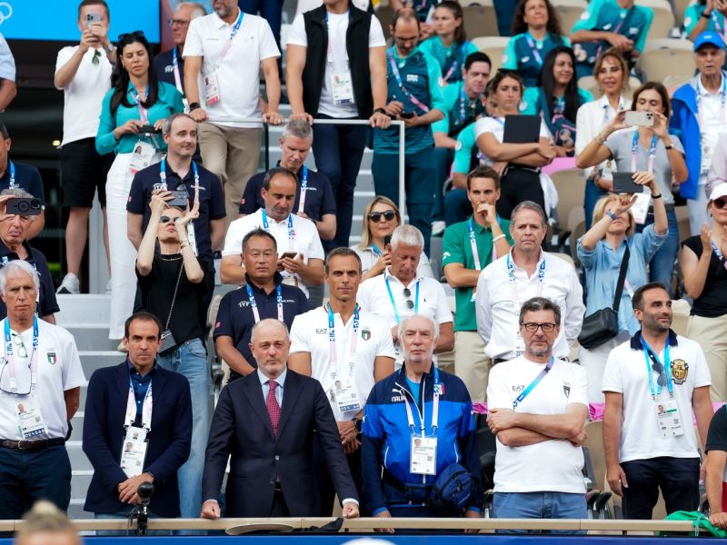 oro tennis doppio errani sara   paolini jasmine ita vs andreeva mirra   shnaider diana ain sfe00764 copia simone ferraro ph oro tennis doppio errani sara   paolini jasmine ita vs andreeva mirra   shnaider diana ain sfe00764 copia simone ferraro ph