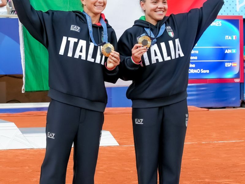 oro tennis doppio errani sara   paolini jasmine ita vs andreeva mirra   shnaider diana ain sfe01843 copia simone ferraro ph oro tennis doppio errani sara   paolini jasmine ita vs andreeva mirra   shnaider diana ain sfe01843 copia simone ferraro ph
