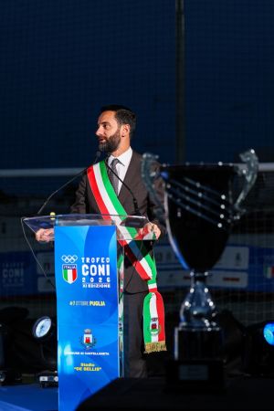 coni cnx127903px