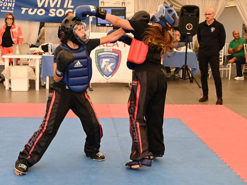 1004 trofeo coni  kick boxing ph bizzi agu 1004 trofeo coni  kick boxing ph bizzi agu