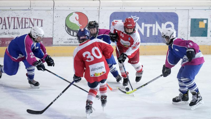 2218 Hockey 154 ph Simone Ferraro 24-SFA09114 2218 Hockey 154 ph Simone Ferraro 24-SFA09114