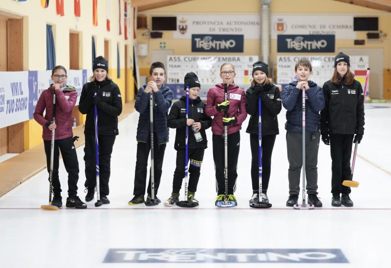 2217 Curling 073 ph Simone Ferraro 51-SFA07328 2217 Curling 073 ph Simone Ferraro 51-SFA07328