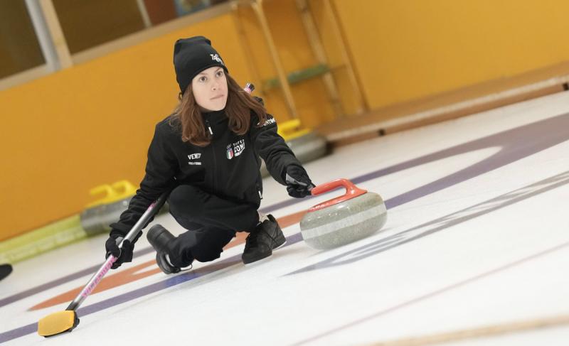 2217 Curling 092 ph Simone Ferraro 32-SFA07628 2217 Curling 092 ph Simone Ferraro 32-SFA07628