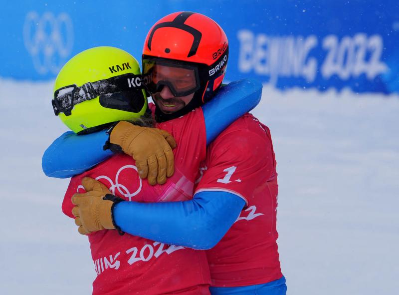 220212 Visintin Moioli ITA Snowboard Cross Mixed Team ARGENTO Ph Luca Pagliaricci LUC02702 copia 220212 Visintin Moioli ITA Snowboard Cross Mixed Team ARGENTO Ph Luca Pagliaricci LUC02702 copia