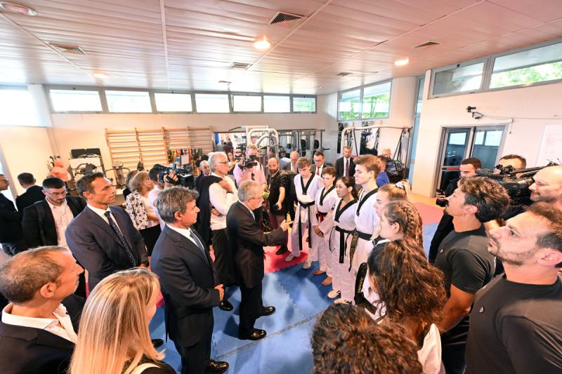 bach collare d oro foto mezzelani GMT 208 bach collare d oro foto mezzelani GMT 208