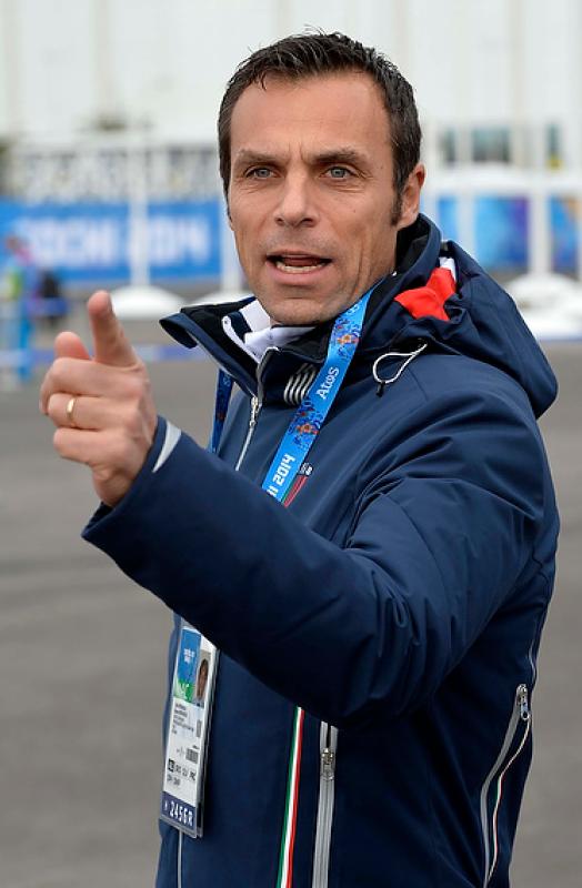 alzabandiera foto ferraro mezzelani gmt 059 alzabandiera foto ferraro mezzelani gmt 059