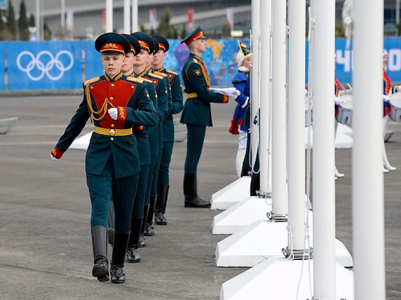 alzabandiera foto ferraro mezzelani gmt 071 alzabandiera foto ferraro mezzelani gmt 071