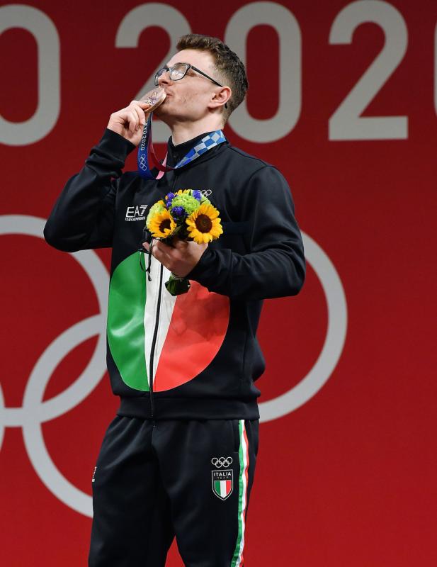 pesimezzelanigmt020 pesimezzelanigmt020