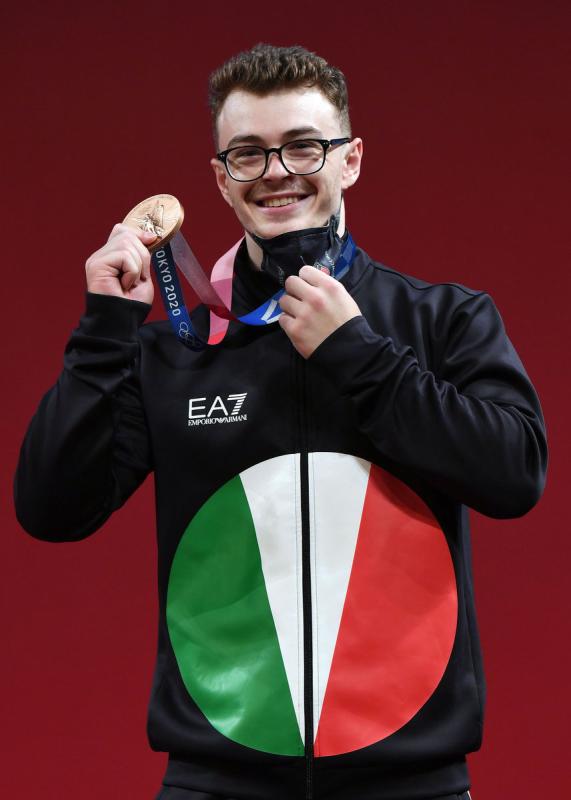 pesimezzelanigmt021 pesimezzelanigmt021