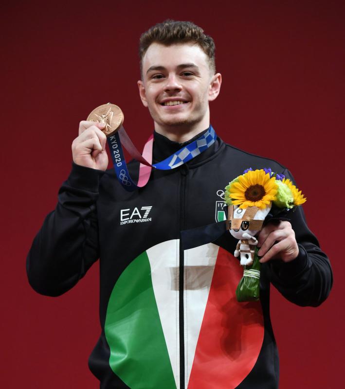 pesimezzelanigmt025 pesimezzelanigmt025