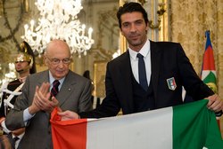 CONI: Petrucci dal Presidente della Repubblica Napolitano con la Nazionale di calcio. "Lei è il nostro capitano per Roma 2020". Ricevimento anche per le Campionesse della Ritmica