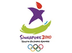 SINGAPORE 2010: Santuccio, l'emozione della bandiera non sostituisce la voglia di vincere. Petrucci al Villaggio per il pranzo di rito con gli atleti azzurri
