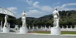 stadio-dei-marmi_grande.jpg