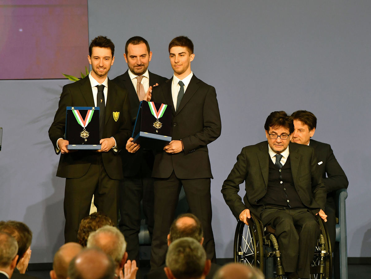 collari doro foto mezzelani pagliaricci gmt049