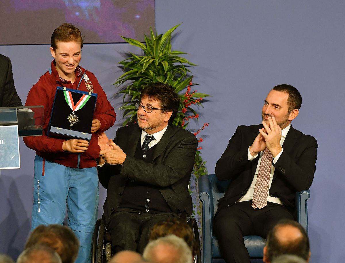 collari doro foto mezzelani pagliaricci gmt061