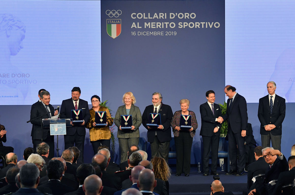 collari doro foto mezzelani pagliaricci gmt093