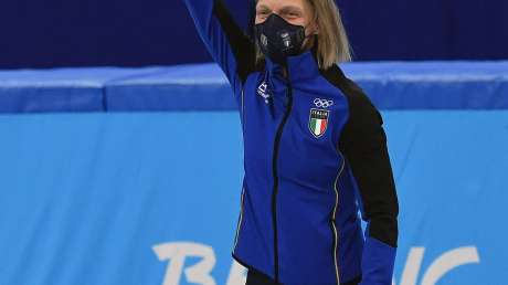 ARIANNA FONTANA  oro cerimonia fiori foto mezzelani gmt111