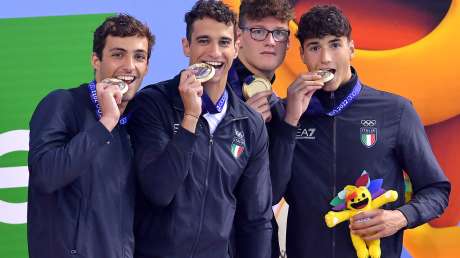 NUOTO 4x100 U ORO foto Simone Ferraro SFA_5195 copia