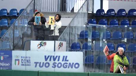 2218 Short Track 140 ph Simone Ferraro 38-SFA08552
