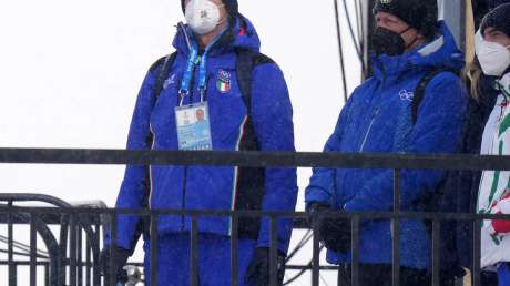 220212 Giovanni Malago Snowboard Cross Mixed Team Ph Luca Pagliaricci PAG07712 copia