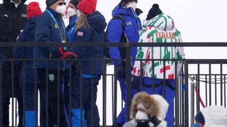 220212 Giovanni Malago Snowboard Cross Mixed Team Ph Luca Pagliaricci PAG08000 copia