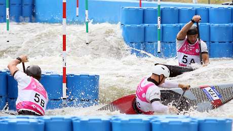 Canoe-slalom-3xMC1-Kolna-Sports-Centre-ITA-1
