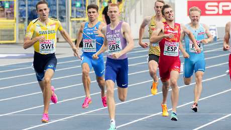 CATALIN TECUCEANU 800m Ph Simone Ferraro SFA08561 copia