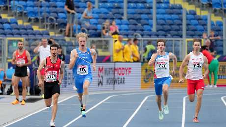 LORENZO BENATI 400m Ph Simone Ferraro SFA07393 copia