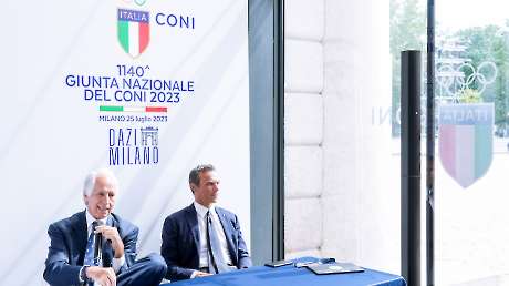 Giunta CONFERENZA Ph Simone Ferraro SFA08346 copia