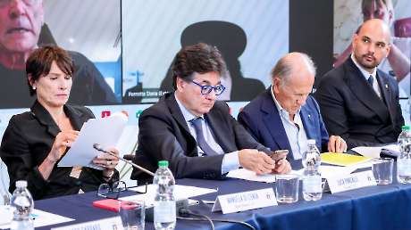 Giunta Ph Simone Ferraro SFA08066 copia