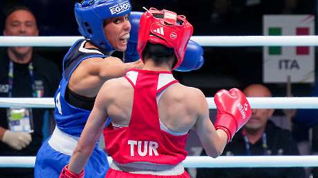 Sirine CHARAABI v Hatice AKBAS (TUR) Ph Simone Ferraro SFA00071 copia