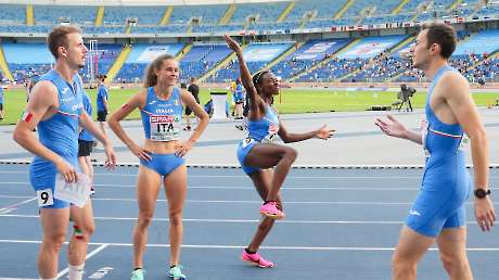 ITA 4x400 mix Ph Simone Ferraro SFA04811