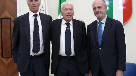 Giunta CONI festeggia i 90 anni di Pietrangeli. Stelle d'Agento a Frasca, Mei e Rossi