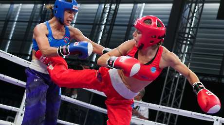 Kickboxing Nicole PERONA v Emine ARSLAN (TUR) Ph Simone Ferraro SFA02655