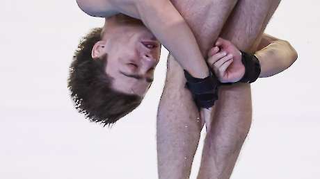 1B6A2411