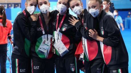 Ginnastica Ritmica Farfalle BRONZO Foto Luca Pagliaricci GMT PAG00854 copia