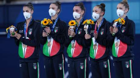 Ginnastica Ritmica Farfalle BRONZO Foto Luca Pagliaricci GMT TOK08843 copia