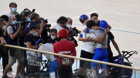 Ciclismo Pista ORO foto Sirotti GMT DSC_2931 copia