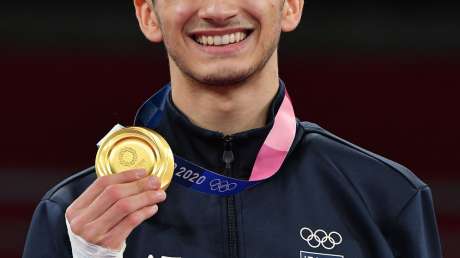DELLAQUILAOROTAEKmezzelanigmtsport007