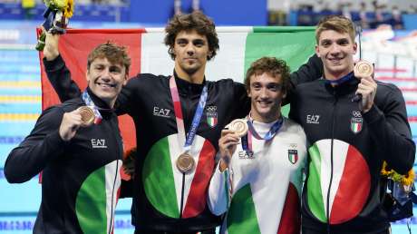 STAFFETTA mista 4x100misti uomini BRONZO foto Luca Pagliaricci GMT _TOK4047 copia